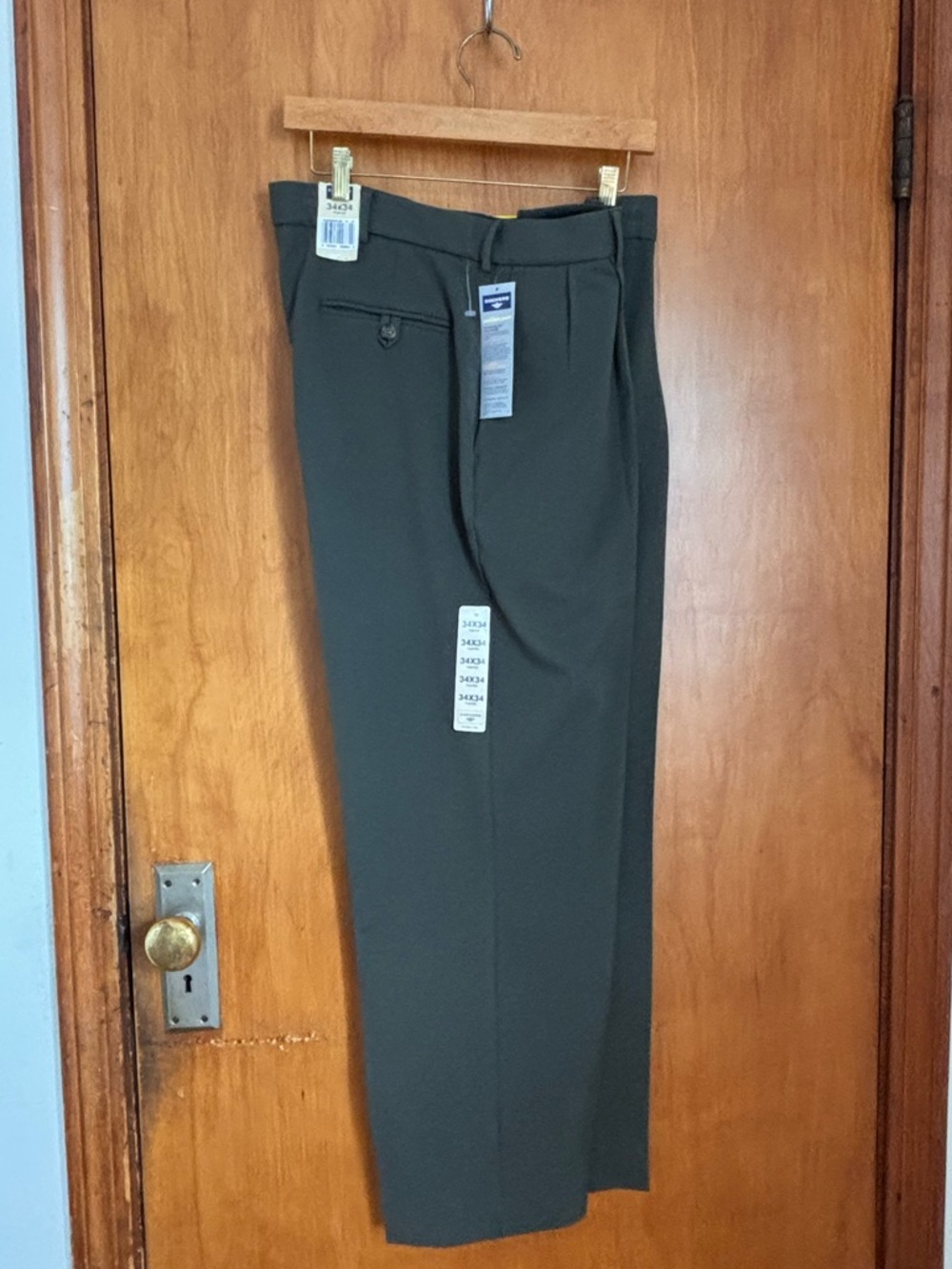 Dockers Men's Dress Pants in Olive Green NWT